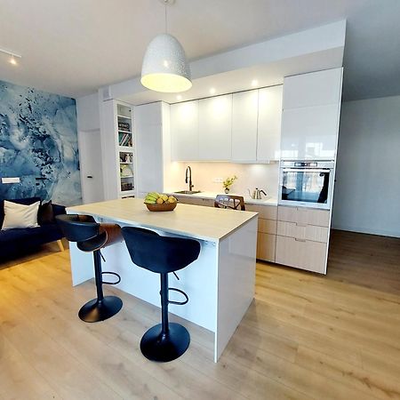 Luxury Modern New Apartment With Garden Close To Wroclaw Self Check-In 24H Siechnice Екстериор снимка